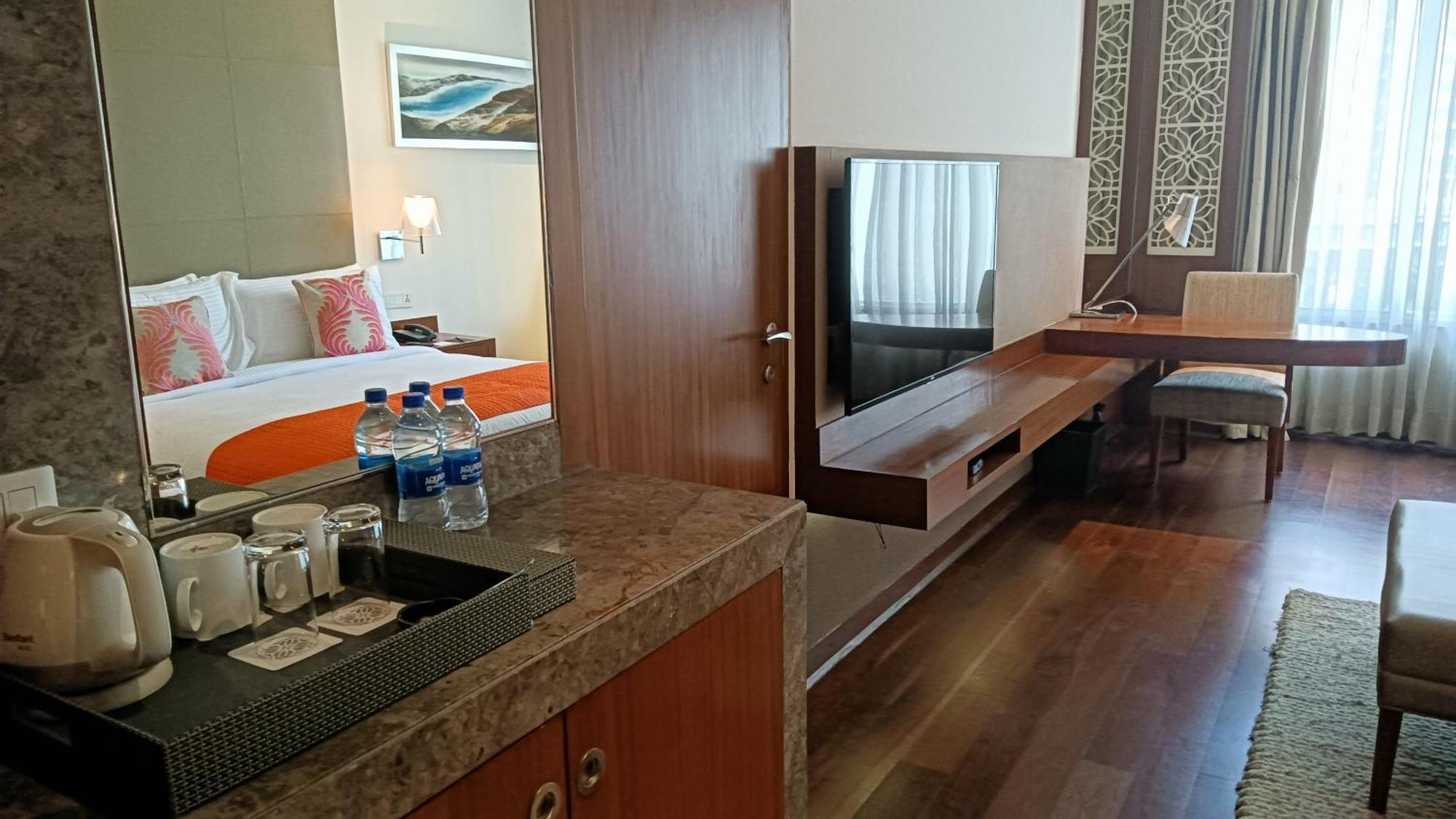 होटल The Anya Hotel-golf Course Road Gurgaon