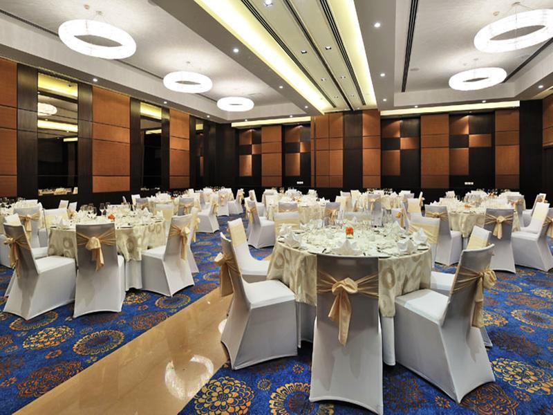 The Anya Hotel-golf Course Road होटल 5*